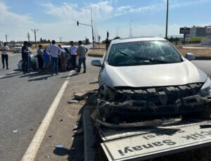 Adıyaman’da iki otomobilin çarpıştığı kazada 5 kişi yaralandı