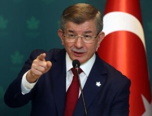 Davutoğlu: Erdoğan’ın BM’deki konuşmasıyla gurur duydum